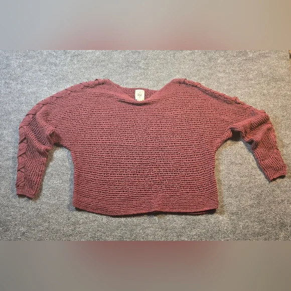 Billabong Burgundy Open Knit Crochet‎ Sweater Lace Up Sleeve Size Medium - Picture 11 of 11